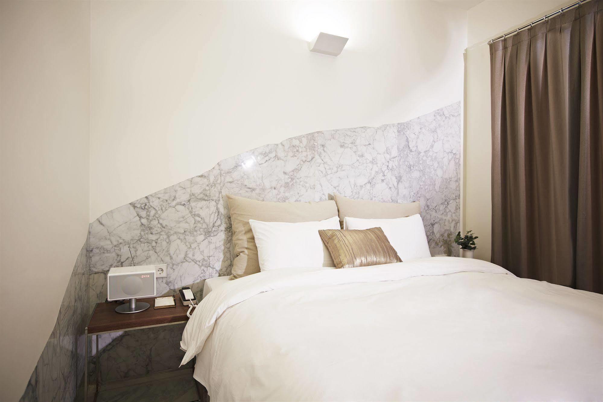 Snow Hotel Seul Esterno foto