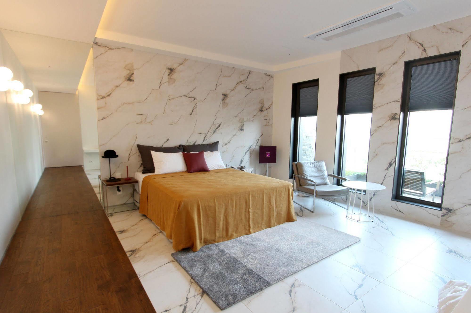 Snow Hotel Seul Esterno foto